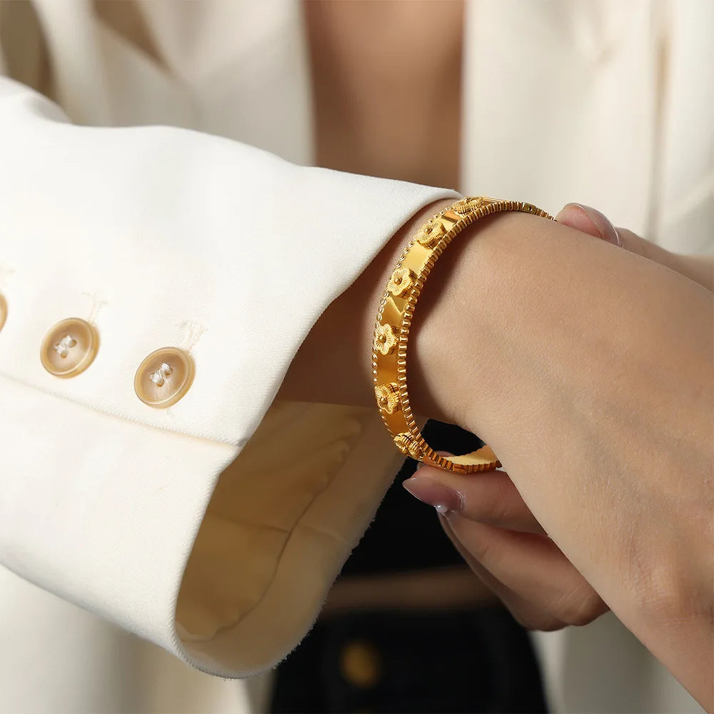 Glimmer 8-Set Bracelet